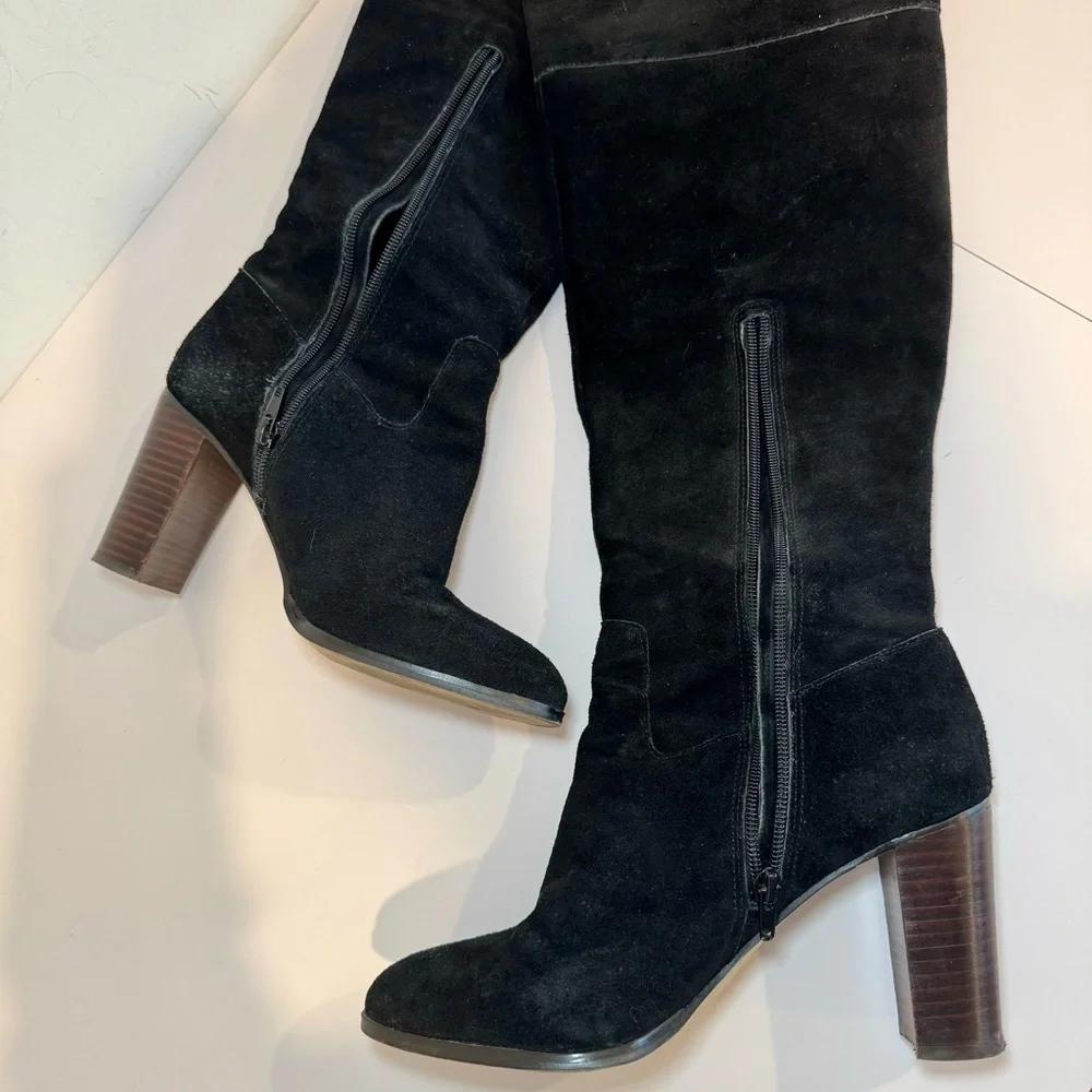 Lord & Taylor 424 Fifth Mikayla Black Suede Knee High Boots W Block Heel, Sz 8.5